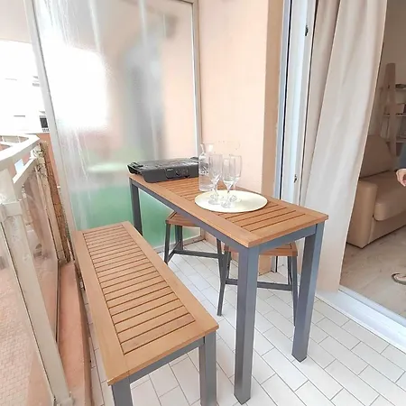 Les Presidents Proche, Wifi Et Balcon شقة *